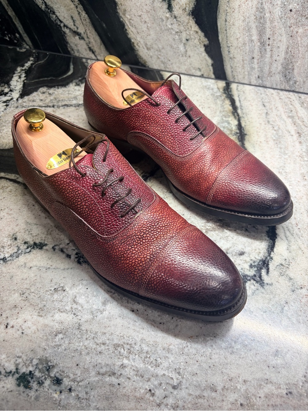 Santoni Burgundy Genuine Stingray Cap Toe Oxfords Menโs US 9.5 Italy